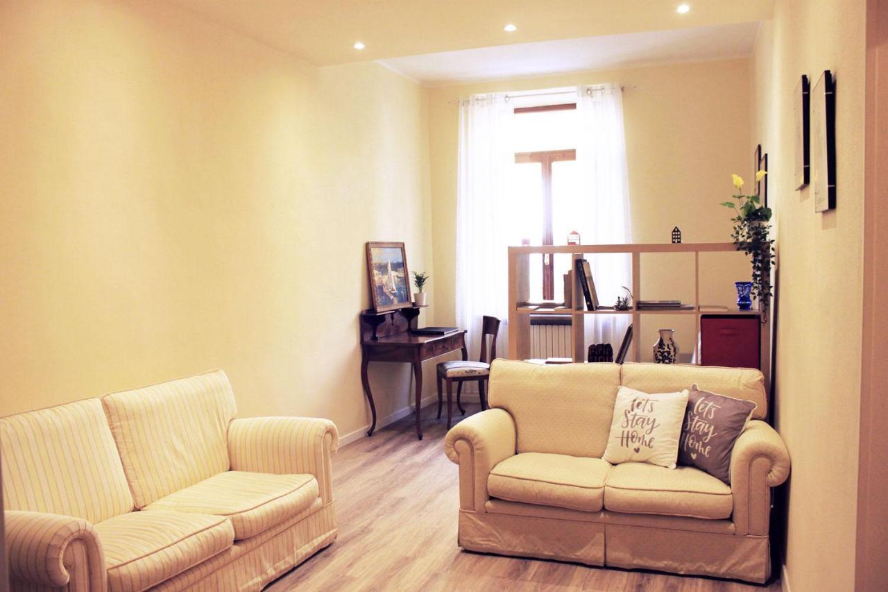 Colonne Apartment N° 15 Парма Екстериор снимка