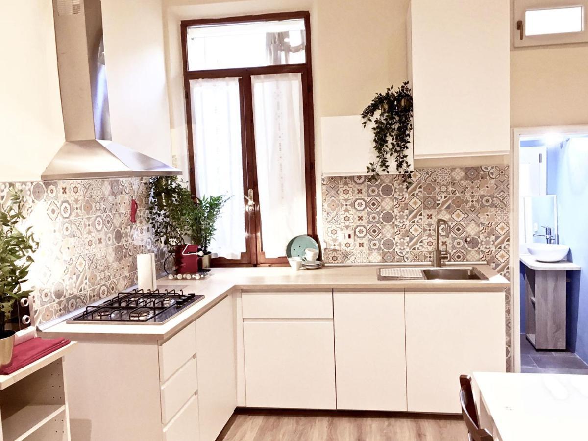 Colonne Apartment N° 15 Парма Екстериор снимка